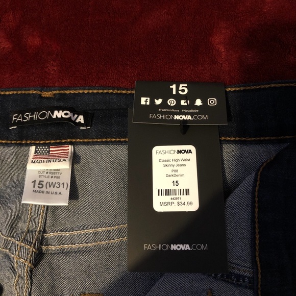 FashionNova Jeans - Picture 2 of 2